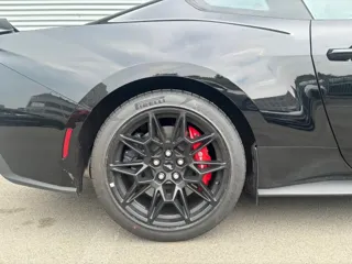 Ford Mustang 2026 купить из Китая, цена 9 316 000 ₽ — Suifenhe Auto