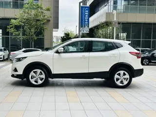 Nissan Qashqai 2023 купить из Китая, цена 1 806 000 ₽ — Suifenhe Auto