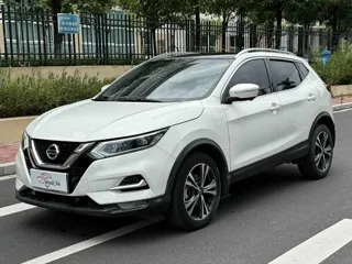 Nissan Qashqai 2023 купить из Китая, цена 2 075 000 ₽ — Suifenhe Auto