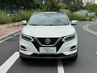Nissan Qashqai 2023 купить из Китая, цена 2 075 000 ₽ — Suifenhe Auto