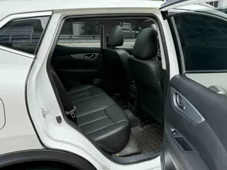 Nissan Qashqai 2023 купить из Китая, цена 2 075 000 ₽ — Suifenhe Auto
