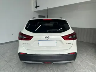 Nissan Qashqai 2022 купить из Китая, цена 2 075 000 ₽ — Suifenhe Auto