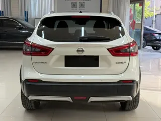 Nissan Qashqai 2022 купить из Китая, цена 2 062 000 ₽ — Suifenhe Auto