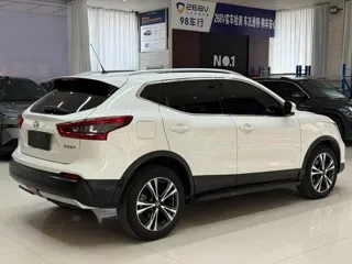 Nissan Qashqai 2023 купить из Китая, цена 2 062 000 ₽ — Suifenhe Auto