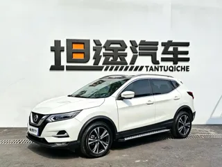 Nissan Qashqai 2023 купить из Китая, цена 1 861 000 ₽ — Suifenhe Auto