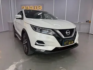 Nissan Qashqai 2023 купить из Китая, цена 2 000 000 ₽ — Suifenhe Auto