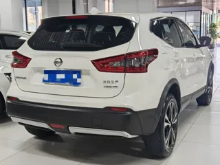 Nissan Qashqai 2020 купить из Китая, цена 1 904 000 ₽ — Suifenhe Auto