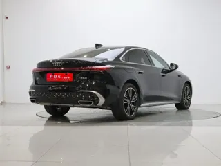 Audi A5L 2026 купить из Китая, цена 5 956 000 ₽ — Suifenhe Auto