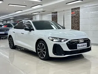 Audi A5L 2026 купить из Китая, цена 5 500 000 ₽ — Suifenhe Auto