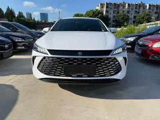 BYD Qin PLUS 2026 купить из Китая, цена 2 696 000 ₽ — Suifenhe Auto