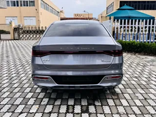 BYD Qin PLUS 2023 купить из Китая, цена 1 454 000 ₽ — Suifenhe Auto