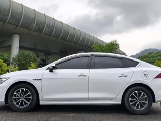 BYD Qin PLUS 2024 купить из Китая, цена 2 453 000 ₽ — Suifenhe Auto