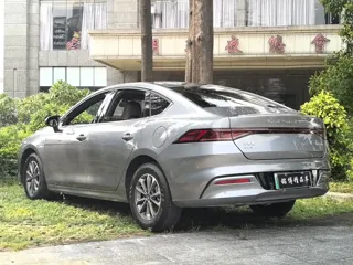 BYD Qin PLUS 2024 купить из Китая, цена 2 353 000 ₽ — Suifenhe Auto