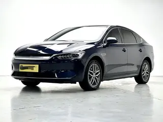 BYD Qin PLUS 2023 купить из Китая, цена 1 639 000 ₽ — Suifenhe Auto