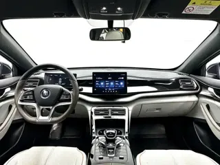 BYD Qin PLUS 2023 купить из Китая, цена 1 639 000 ₽ — Suifenhe Auto