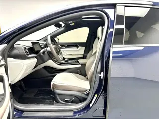 BYD Qin PLUS 2023 купить из Китая, цена 1 639 000 ₽ — Suifenhe Auto
