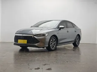 BYD Qin PLUS 2024 купить из Китая, цена 2 353 000 ₽ — Suifenhe Auto