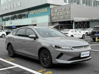 BYD Qin PLUS 2026 купить из Китая, цена 1 940 000 ₽ — Suifenhe Auto