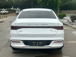 BYD Qin PLUS 2023 купить из Китая, цена 1 476 000 ₽ — Suifenhe Auto