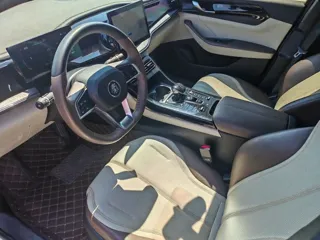 BYD Qin PLUS 2024 купить из Китая, цена 2 258 000 ₽ — Suifenhe Auto