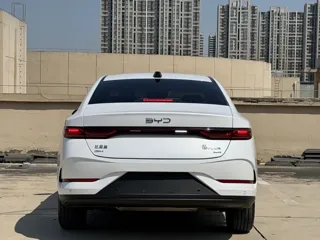 BYD Qin PLUS 2025 купить из Китая, цена 2 711 000 ₽ — Suifenhe Auto