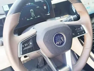 BYD Qin PLUS 2024 купить из Китая, цена 2 254 000 ₽ — Suifenhe Auto