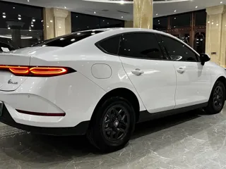 BYD Qin PLUS 2026 купить из Китая, цена 2 696 000 ₽ — Suifenhe Auto