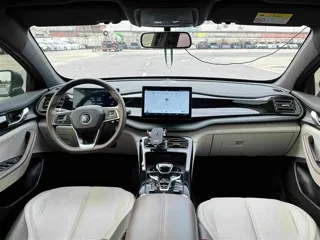 BYD Qin PLUS 2024 купить из Китая, цена 2 333 000 ₽ — Suifenhe Auto