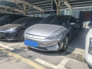 BYD Qin PLUS 2022 купить из Китая, цена 1 561 000 ₽ — Suifenhe Auto