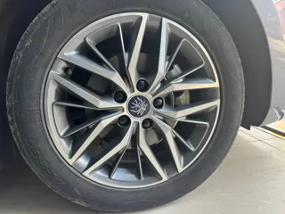 BYD Qin PLUS 2023 купить из Китая, цена 1 585 000 ₽ — Suifenhe Auto