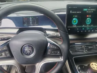 BYD Qin PLUS 2022 купить из Китая, цена 1 657 000 ₽ — Suifenhe Auto