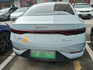 BYD Qin PLUS 2026 купить из Китая, цена 1 978 000 ₽ — Suifenhe Auto