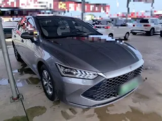 BYD Qin PLUS 2025 купить из Китая, цена 2 526 000 ₽ — Suifenhe Auto