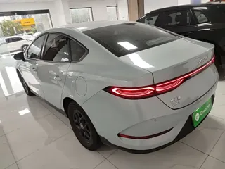 BYD Qin PLUS 2025 купить из Китая, цена 2 500 000 ₽ — Suifenhe Auto