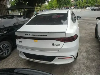 BYD Qin PLUS 2022 купить из Китая, цена 1 534 000 ₽ — Suifenhe Auto