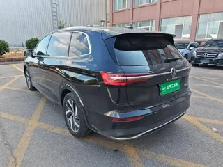 Volkswagen Viloran 2024 купить из Китая, цена 4 858 000 ₽ — Suifenhe Auto