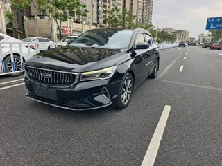 Geely Emgrand 2022 купить из Китая, цена 1 046 000 ₽ — Suifenhe Auto