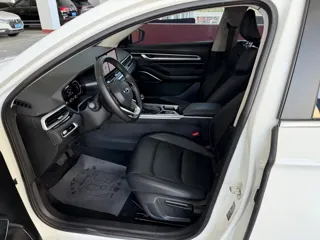 Geely Emgrand 2023 купить из Китая, цена 1 244 000 ₽ — Suifenhe Auto