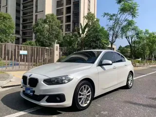 BMW 1 Series 2019 купить из Китая, цена 1 435 000 ₽ — Suifenhe Auto