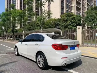 BMW 1 Series 2019 купить из Китая, цена 1 435 000 ₽ — Suifenhe Auto