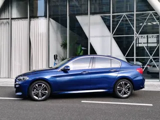 BMW 1 Series 2022 купить из Китая, цена 1 425 000 ₽ — Suifenhe Auto