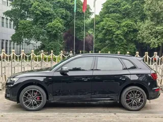 Audi Q5 2024 купить из Китая, цена 4 816 000 ₽ — Suifenhe Auto