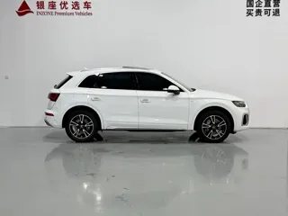 Audi Q5 2024 купить из Китая, цена 4 282 000 ₽ — Suifenhe Auto