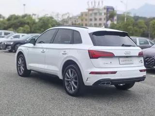 Audi Q5 2024 купить из Китая, цена 5 190 000 ₽ — Suifenhe Auto
