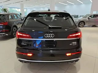 Audi Q5 2024 купить из Китая, цена 4 416 000 ₽ — Suifenhe Auto