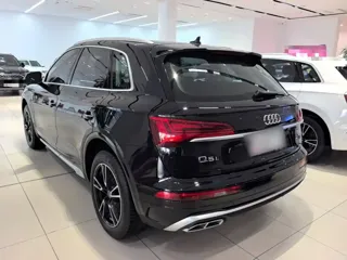 Audi Q5 2024 купить из Китая, цена 4 338 000 ₽ — Suifenhe Auto