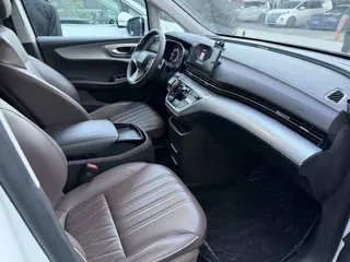 Roewe iMAX8 2024 купить из Китая, цена 2 979 000 ₽ — Suifenhe Auto