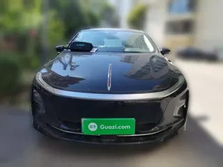 Hongqi E-QM5 2025 купить из Китая, цена 2 136 000 ₽ — Suifenhe Auto
