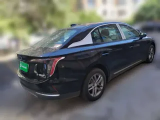 Hongqi E-QM5 2025 купить из Китая, цена 2 136 000 ₽ — Suifenhe Auto