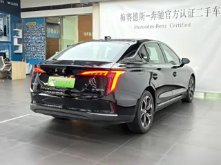 Hongqi E-QM5 2024 купить из Китая, цена 1 656 000 ₽ — Suifenhe Auto